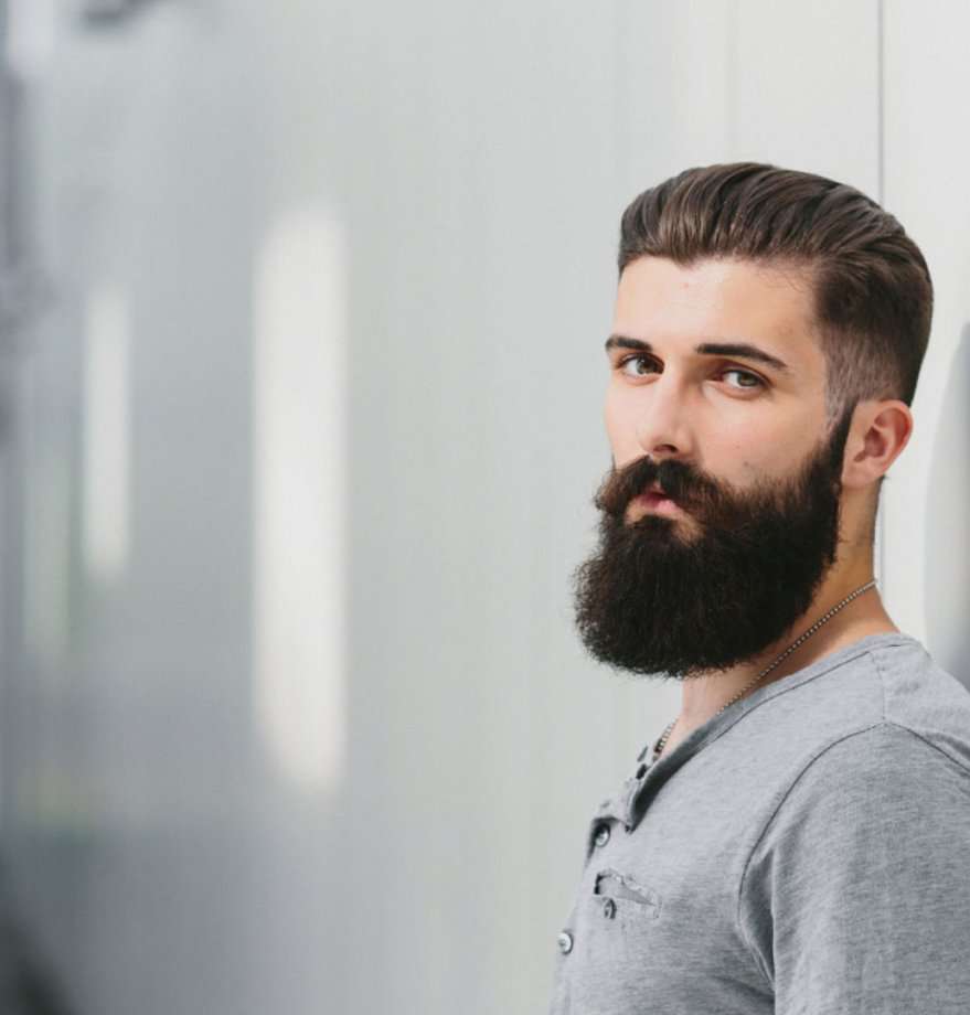 TRASPLANTE CAPILAR DE BARBA